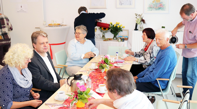 Passend zum Weltseniorentag feierte die Seniorenbegegnungsstätte in Stahnsdorf am 1. Oktober ihren ersten Geburtstag.