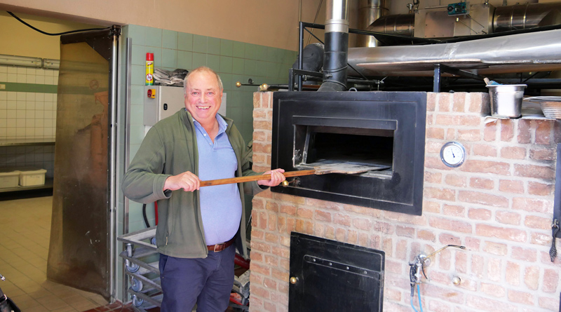 Das Aux Délices Normands in Stahnsdorf am Dorfplatz ist ein beliebter Treffpunkt. Der kreative „Kopf“ dahinter ist Didier Canet, Pâtissier, Bäcker und Koch aus der Normandie.